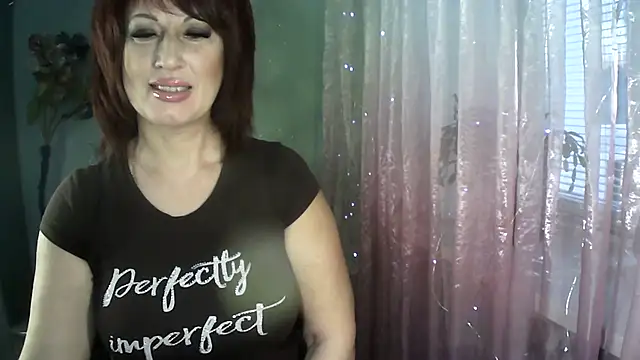 Faraira17 online show from 11-23-25, 05:28