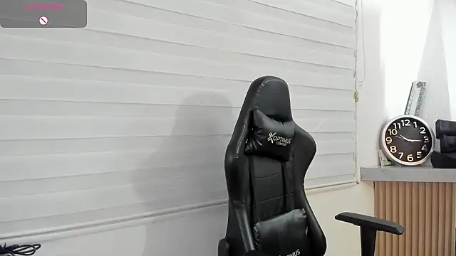 Snapshot of Rick_Diesel_ chatting on 02-04-26, 03:12 Rick Diesel online show from 02-04-26, 03:12