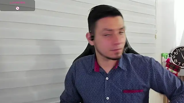 Snapshot of Rick_Diesel_ chatting on 12-23-25, 04:23 Rick Diesel online show from 12-23-25, 04:23