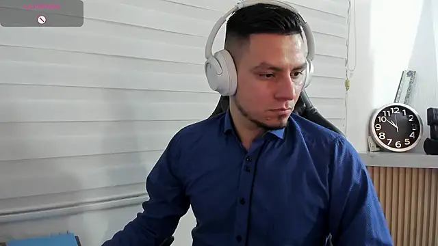 Snapshot of Rick_Diesel_ chatting on 02-02-26, 03:49 Rick Diesel online show from 02-02-26, 03:49