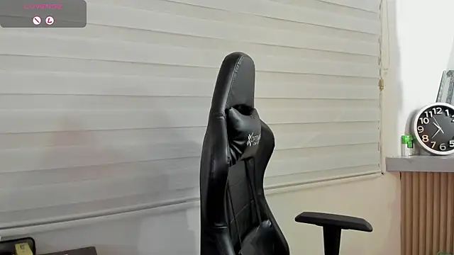 Snapshot of Rick_Diesel_ chatting on 04-02-26, 03:35 Rick Diesel online show from 04-02-26, 03:35