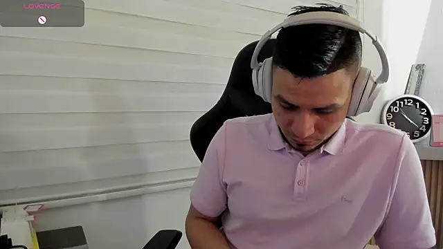 Snapshot of Rick_Diesel_ chatting on 02-24-26, 03:18 Rick Diesel online show from 02-24-26, 03:18