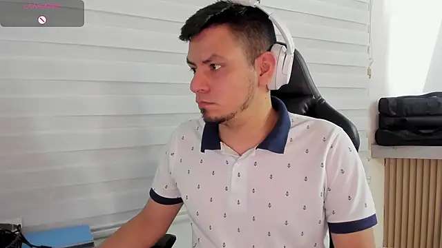 Snapshot of Rick_Diesel_ chatting on 01-17-26, 02:59 Rick Diesel online show from 01-17-26, 02:59