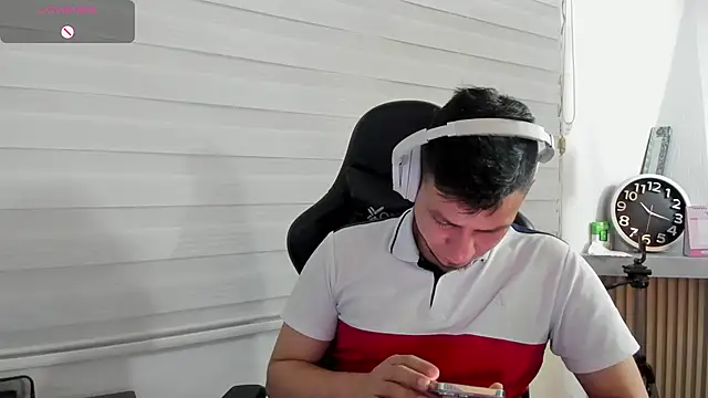 Snapshot of Rick_Diesel_ chatting on 03-05-26, 03:14 Rick Diesel online show from 03-05-26, 03:14