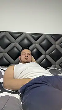 Snapshot of Rick_Diesel_ chatting on 04-06-26, 01:56 Rick Diesel online show from 04-06-26, 01:56