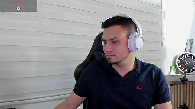 Snapshot of Rick_Diesel_ chatting on 03-06-26, 03:34 Rick Diesel online show from 03-06-26, 03:34