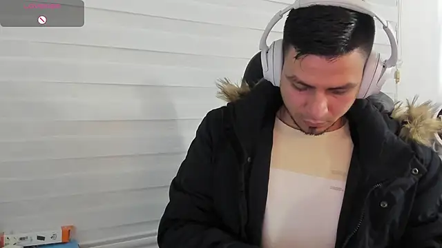 Snapshot of Rick_Diesel_ chatting on 01-10-26, 03:46 Rick Diesel online show from 01-10-26, 03:46