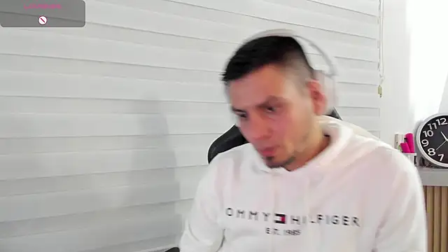 Snapshot of Rick_Diesel_ chatting on 01-08-26, 04:18 Rick Diesel online show from 01-08-26, 04:18