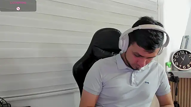 Snapshot of Rick_Diesel_ chatting on 03-19-26, 04:01 Rick Diesel online show from 03-19-26, 04:01