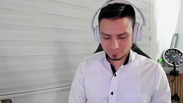 Snapshot of Rick_Diesel_ chatting on 03-13-26, 04:06 Rick Diesel online show from 03-13-26, 04:06