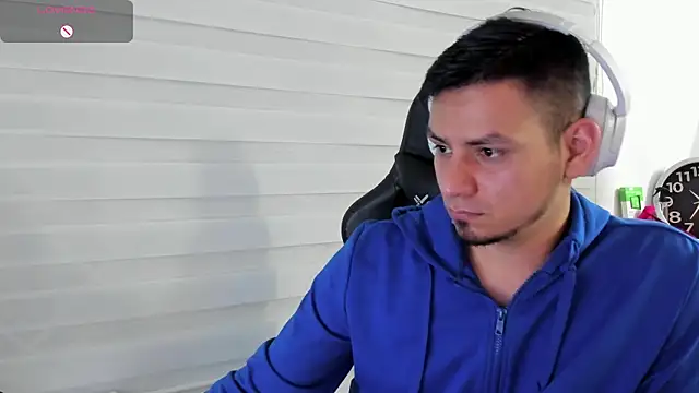 Snapshot of Rick_Diesel_ chatting on 12-17-25, 03:33 Rick Diesel online show from 12-17-25, 03:33