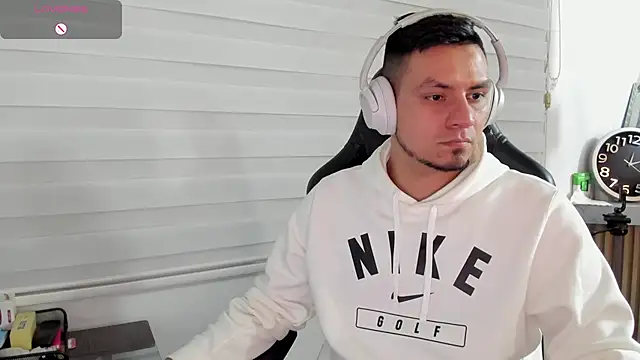 Snapshot of Rick_Diesel_ chatting on 03-02-26, 05:08 Rick Diesel online show from 03-02-26, 05:08