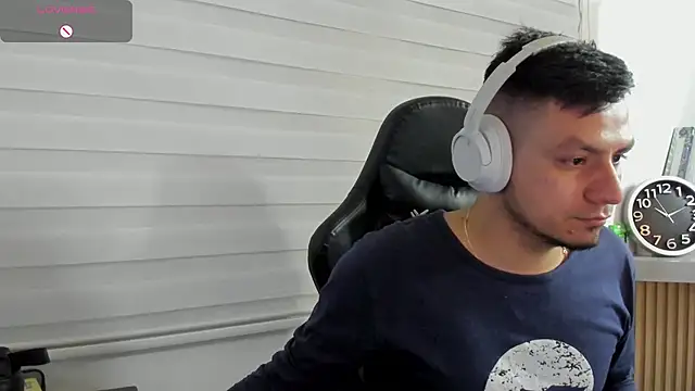 Snapshot of Rick_Diesel_ chatting on 03-30-26, 03:08 Rick Diesel online show from 03-30-26, 03:08