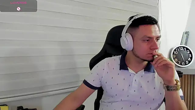 Snapshot of Rick_Diesel_ chatting on 03-28-26, 04:24 Rick Diesel online show from 03-28-26, 04:24