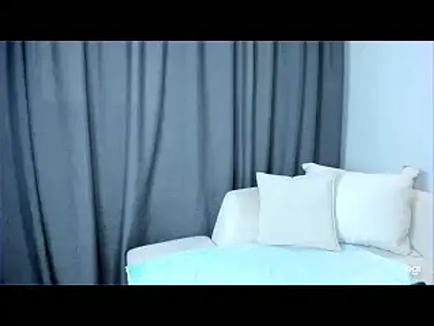 Snapshot of Hanah_cho_cho chatting on 01-29-25, 06:01 Hanah cho cho online show from 01-29-25, 06:01