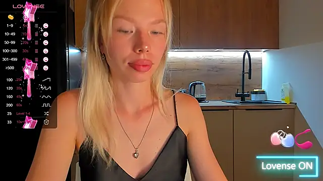 Olivia Bells online show from 09-08-25, 10:09
