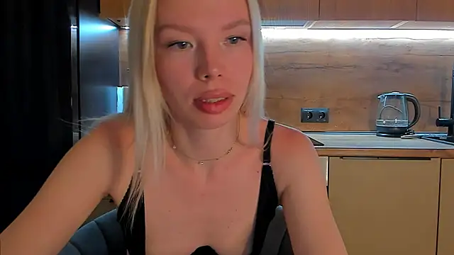 Olivia Bells online show from 05-08-26, 09:18
