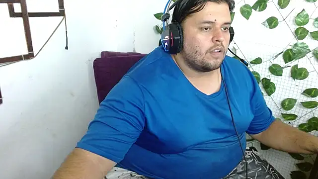 Snapshot of altairstudiosvip_ chatting on 09-22-25, 02:45 altairstudiosvip  online show from 09-22-25, 02:45