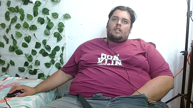 Snapshot of altairstudiosvip_ chatting on 03-10-25, 03:20 altairstudiosvip  online show from 03-10-25, 03:20