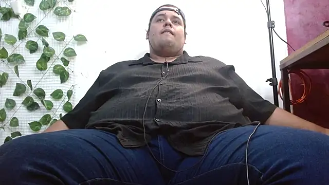 Snapshot of altairstudiosvip_ chatting on 03-19-25, 02:46 altairstudiosvip  online show from 03-19-25, 02:46