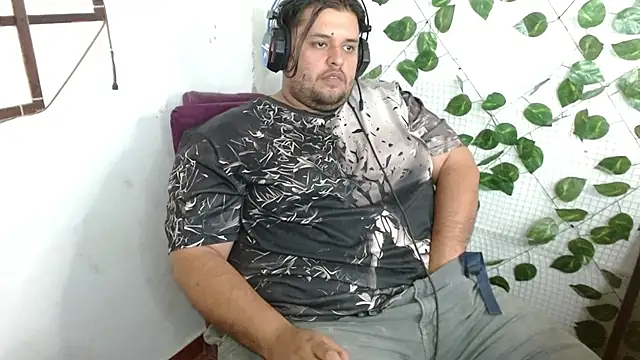 Snapshot of altairstudiosvip_ chatting on 09-25-25, 02:23 altairstudiosvip  online show from 09-25-25, 02:23