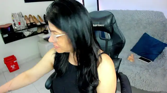 BellaFlaming online show from 03-13-26, 10:42