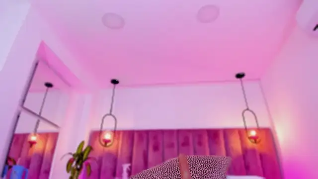 Snapshot of babepolly chatting on 02-20-26, 10:17 babepolly online show from 02-20-26, 10:17