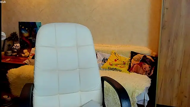 mia grantes online show from 10-26-25, 08:53