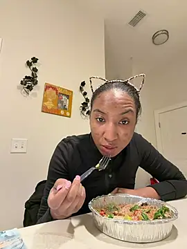 Snapshot of Iceblanca chatting on 02-06-26, 01:12 Iceblanca online show from 02-06-26, 01:12