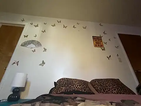 Snapshot of Iceblanca chatting on 02-27-26, 09:14 Iceblanca online show from 02-27-26, 09:14