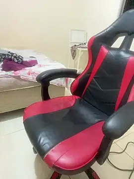 Snapshot of -Marivalda- chatting on 02-14-26, 12:22 -Marivalda- online show from 02-14-26, 12:22