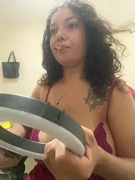 Snapshot of -Marivalda- chatting on 02-25-26, 11:32 -Marivalda- online show from 02-25-26, 11:32