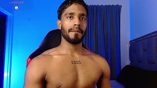 Snapshot of Christian_thor chatting on 03-08-26, 03:43 Christian thor online show from 03-08-26, 03:43