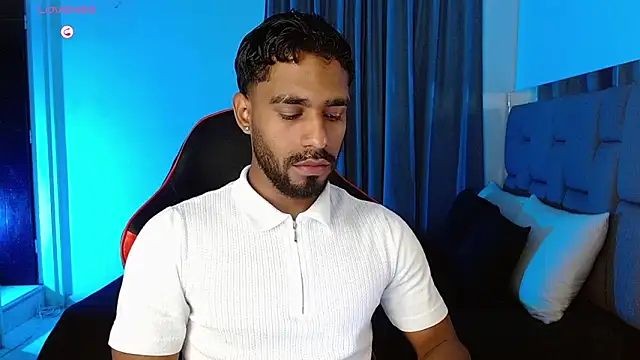 Snapshot of Christian_thor chatting on 02-07-26, 04:20 Christian thor online show from 02-07-26, 04:20