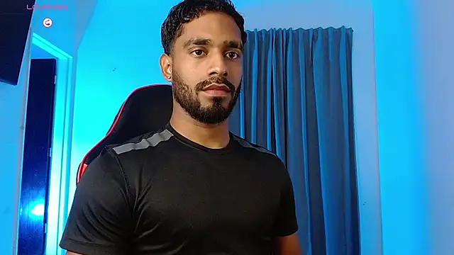 Snapshot of Christian_thor chatting on 02-18-26, 03:48 Christian thor online show from 02-18-26, 03:48