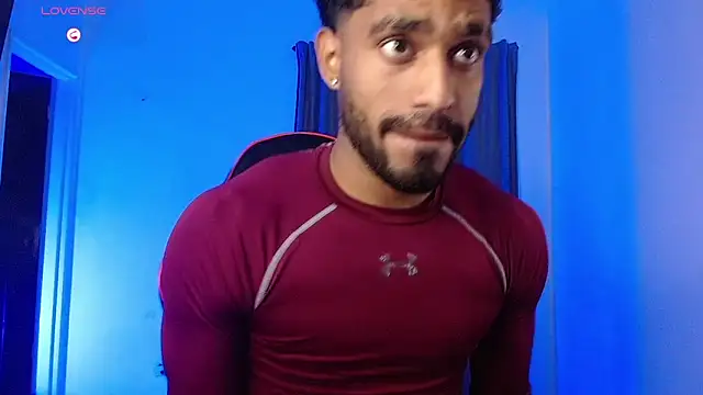 Snapshot of Christian_thor chatting on 02-15-26, 04:46 Christian thor online show from 02-15-26, 04:46