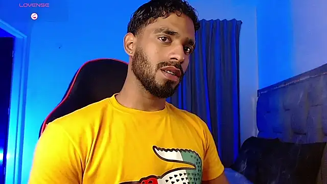 Snapshot of Christian_thor chatting on 03-09-26, 04:27 Christian thor online show from 03-09-26, 04:27