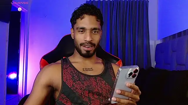 Snapshot of Christian_thor chatting on 12-05-25, 03:38 Christian thor online show from 12-05-25, 03:38