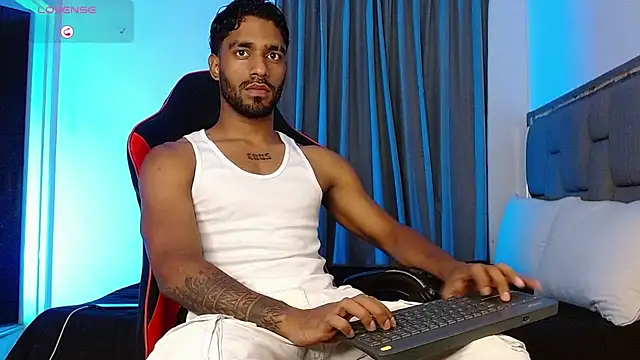 Snapshot of Christian_thor chatting on 03-24-26, 04:23 Christian thor online show from 03-24-26, 04:23