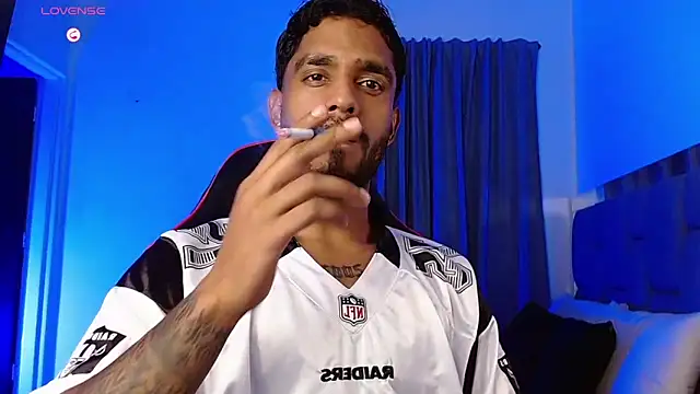 Snapshot of Christian_thor chatting on 02-06-26, 04:19 Christian thor online show from 02-06-26, 04:19