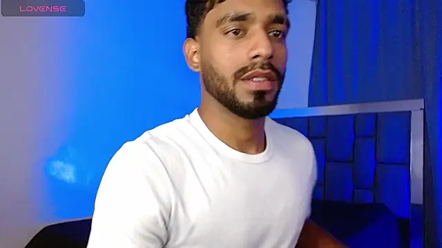 Snapshot of Christian_thor chatting on 04-11-26, 04:31 Christian thor online show from 04-11-26, 04:31