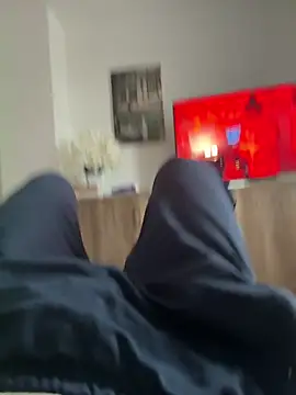 vanjbi45 online show from 10-31-25, 02:24