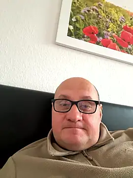 vanjbi45 online show from 11-02-25, 09:03