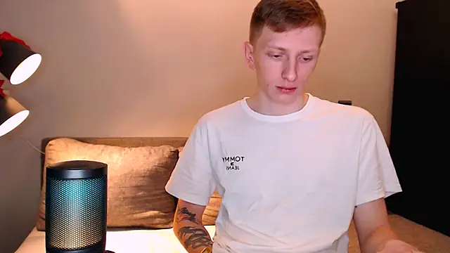 juliaanddima online show from 11-03-25, 09:18