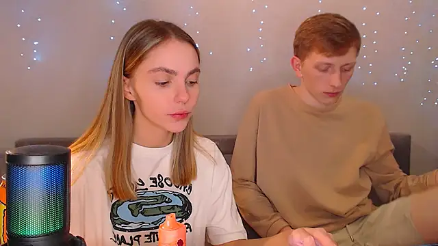 juliaanddima online show from 03-20-25, 09:24