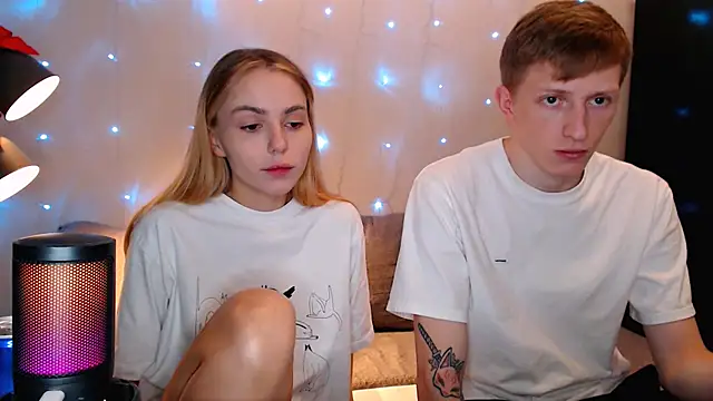 juliaanddima online show from 10-14-25, 09:47