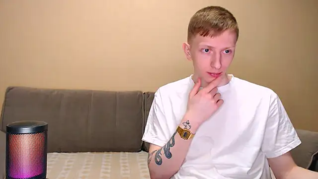 juliaanddima online show from 03-10-26, 06:50