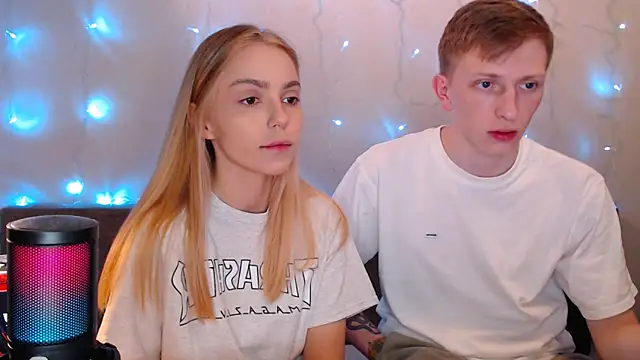 juliaanddima online show from 09-24-25, 10:16