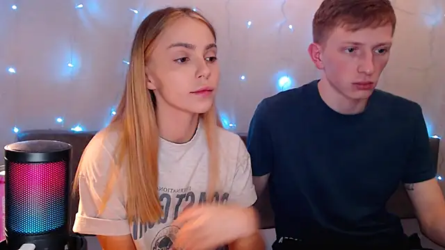 juliaanddima online show from 09-22-25, 09:32