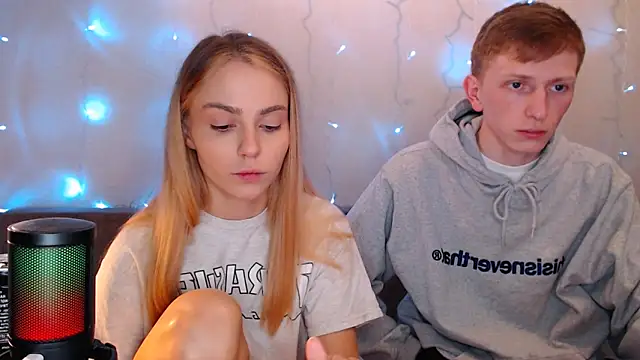 juliaanddima online show from 09-25-25, 10:05